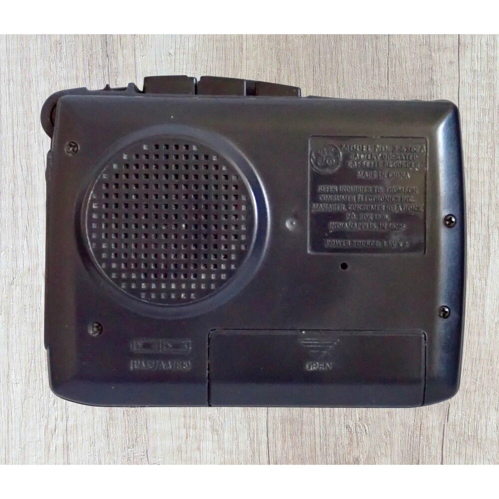 GE Variable Speed Playback Cassette Voice Recorder Model # 3-5362 Built-In Mic - Picture 2 of 8